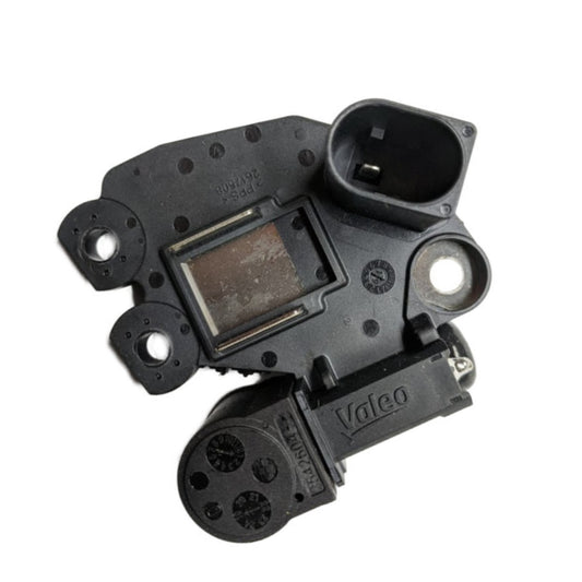 OEM Valeo Voltage Regulator with Brushes Audi Volkswagen LIN Valeo EG15T015, EG15T020, EG15T025, EG15T026, EG15T027, EG15T032 - 2624193 599431 